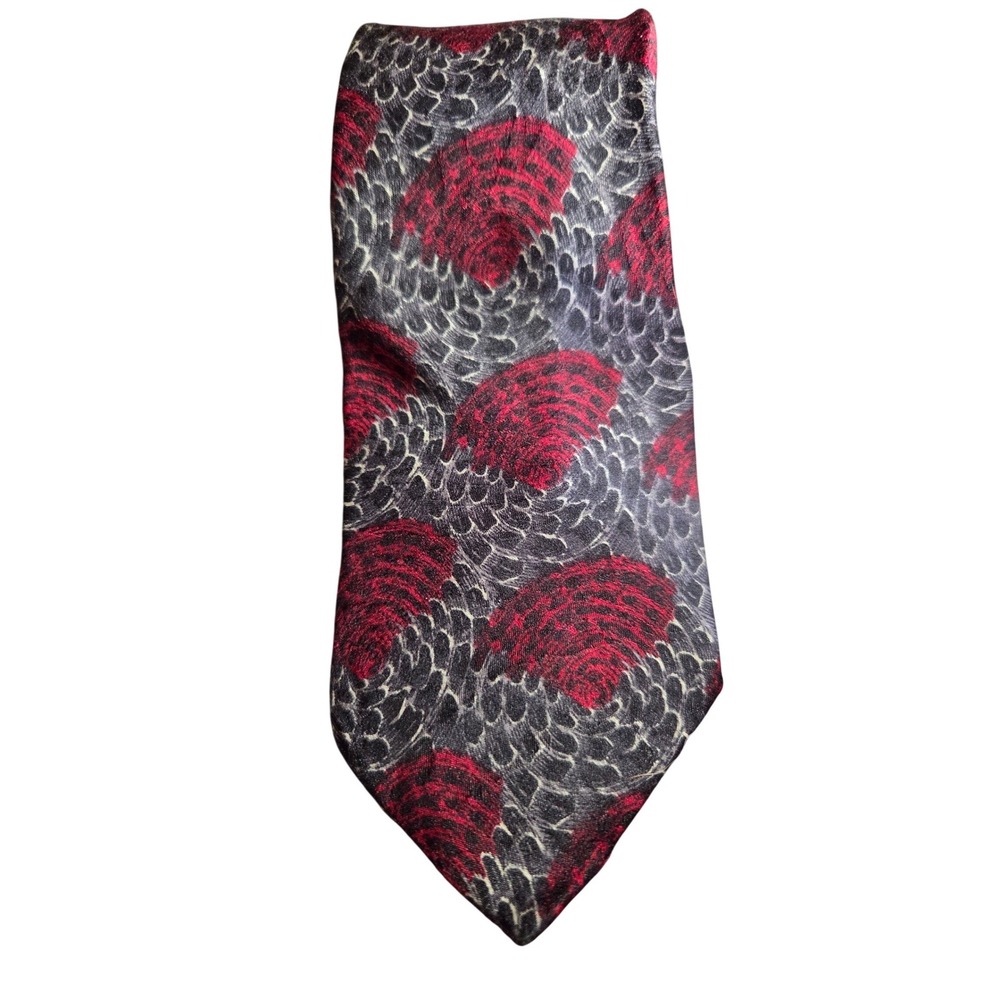 JT Beckett‎ Mens Silk Tie Red Grey Black Abstract Pattern Made in USA 61.5 Long